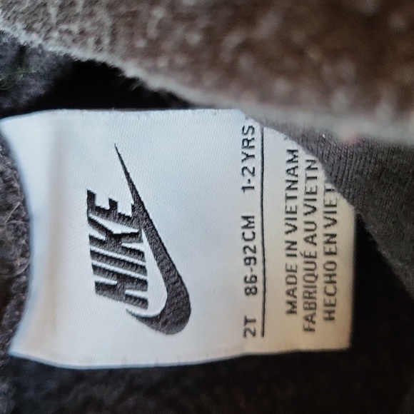 Nike black pullover hoodie - Picture 3 of 4